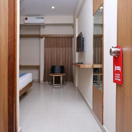 Oyo 6447 Samasth Rooms And Suites Майсур Экстерьер фото